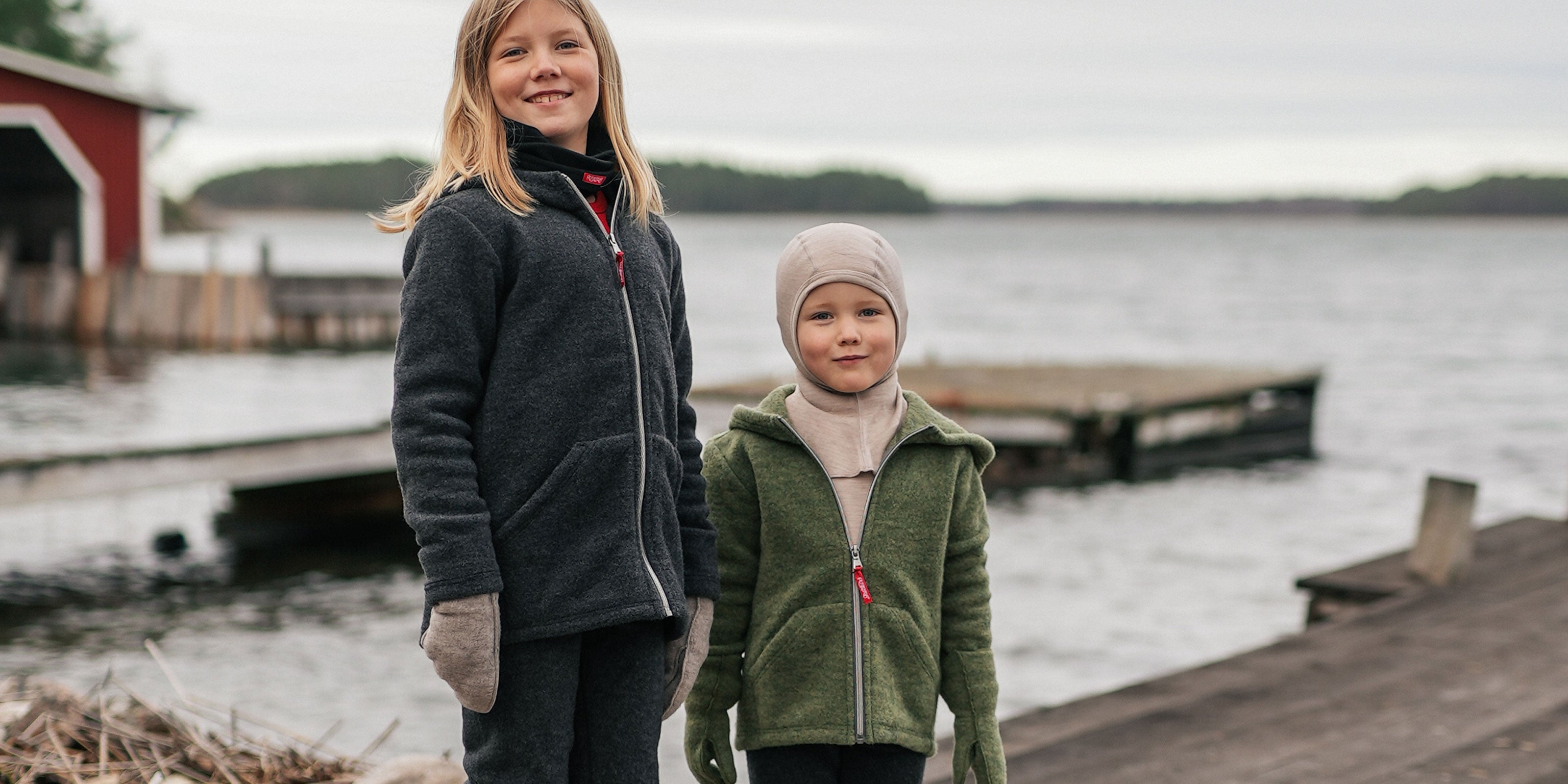 Lasten villafleecetakit hupulla antrasiitti ja sammal