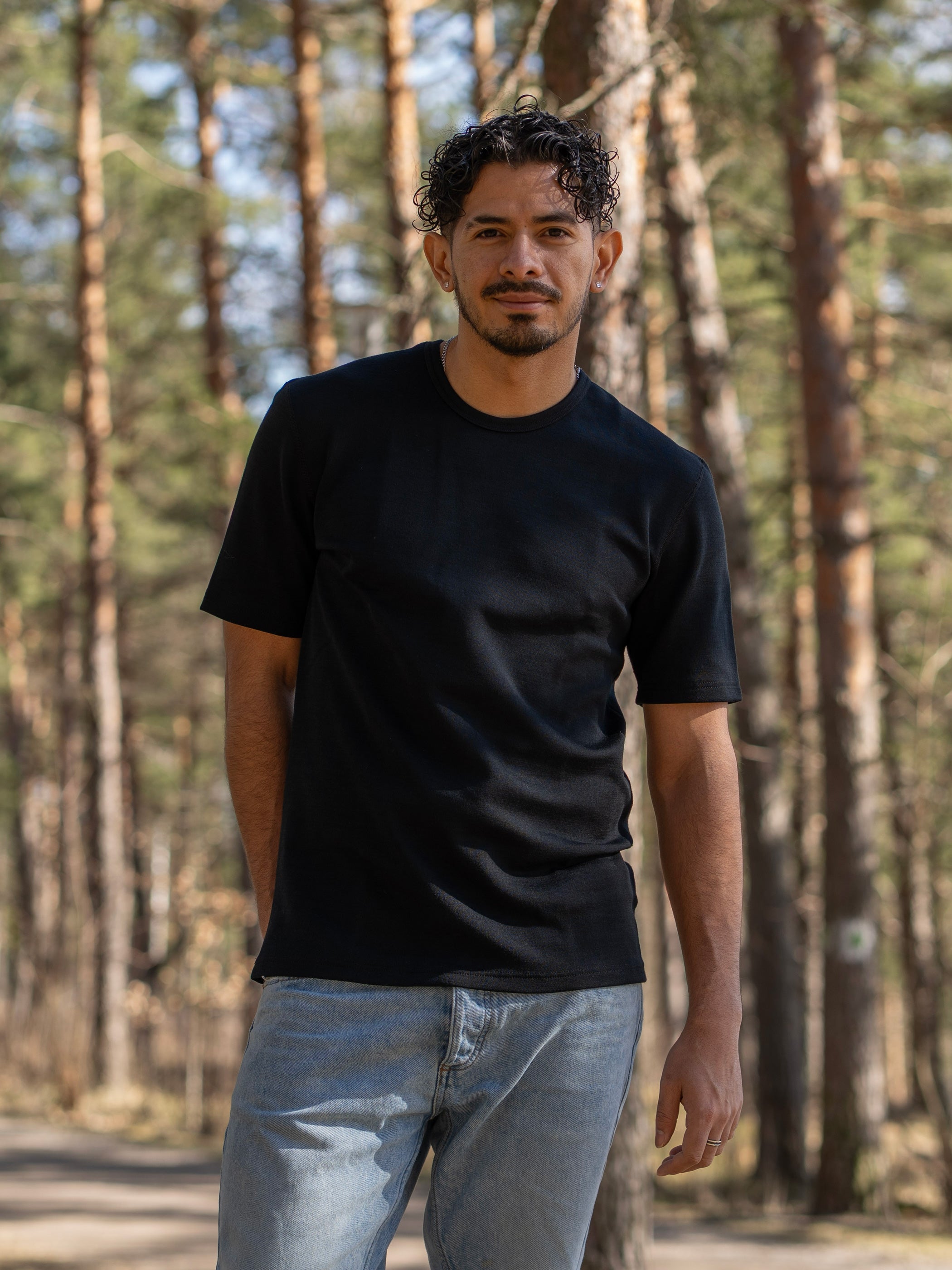 T-paita merinovillaa, unisex, musta, Ruskovilla