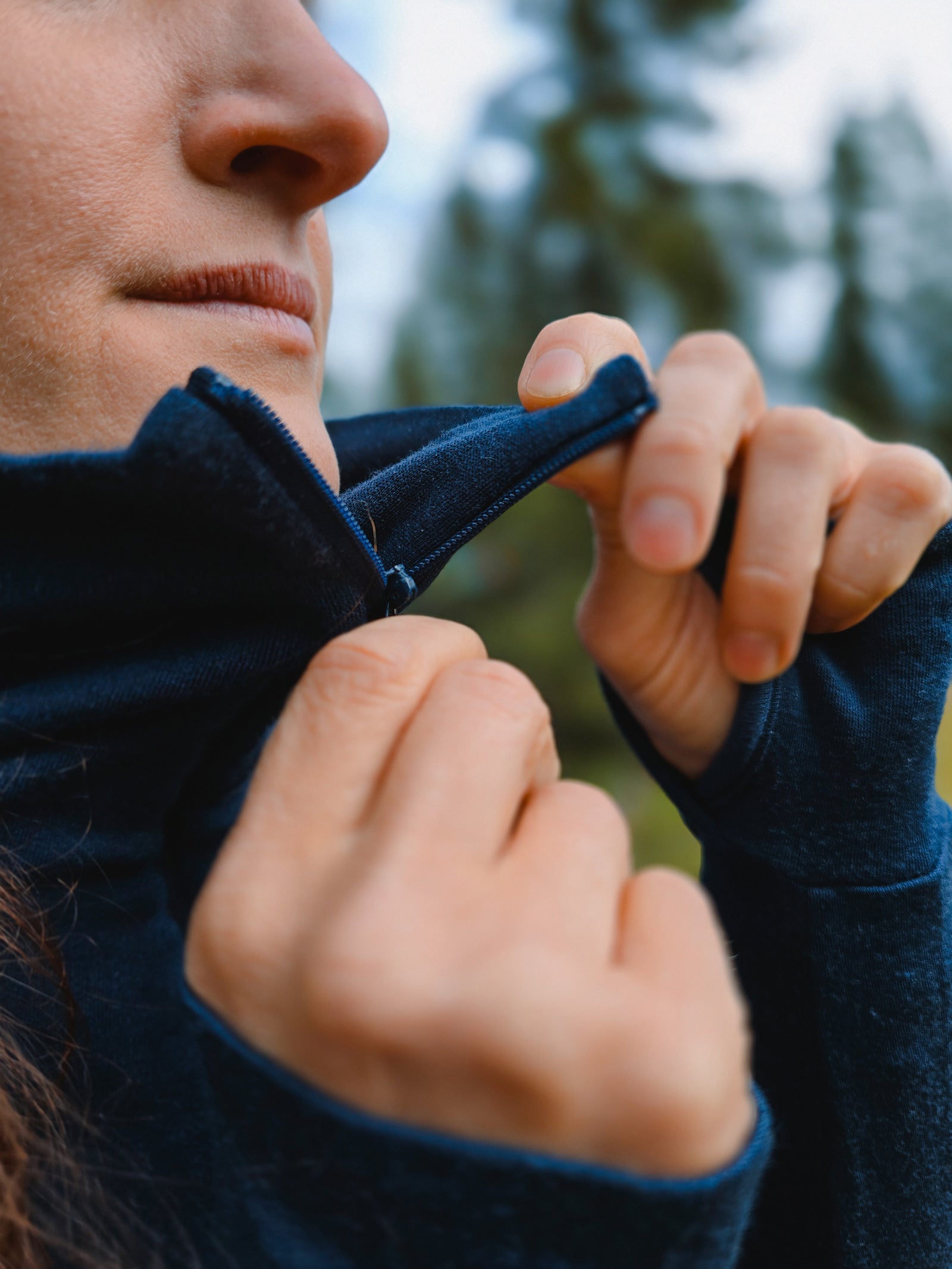 Ulkoilupaidan yksityiskohta, sininen