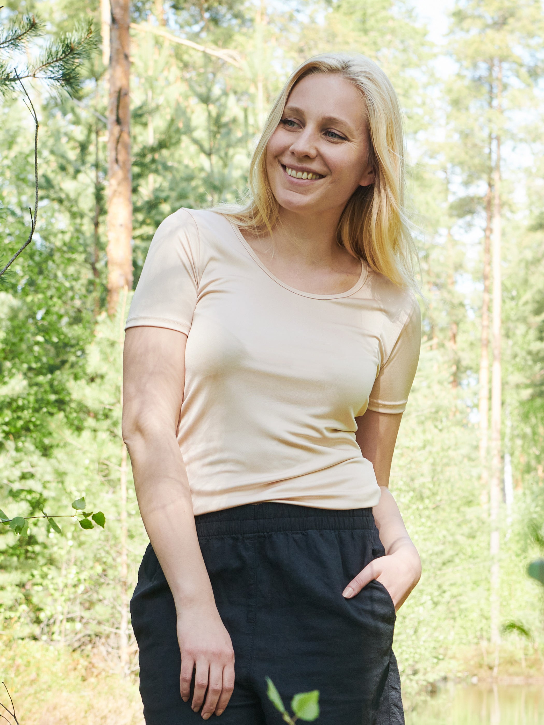 Naisten T-paita luomusilkkiä, puuteri