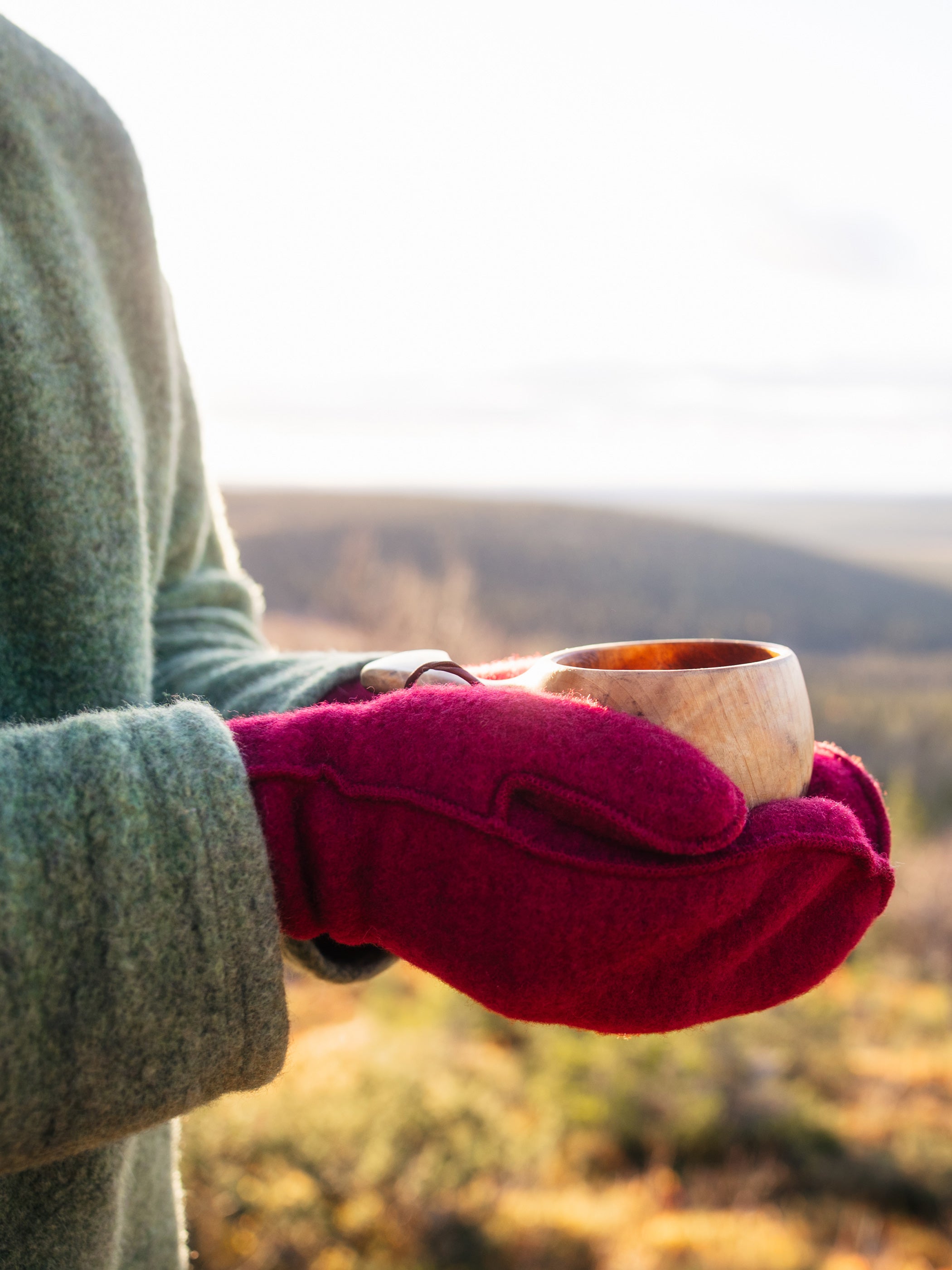 Villafleecelapaset, karpalo ja villafleecehuppari, sammal
