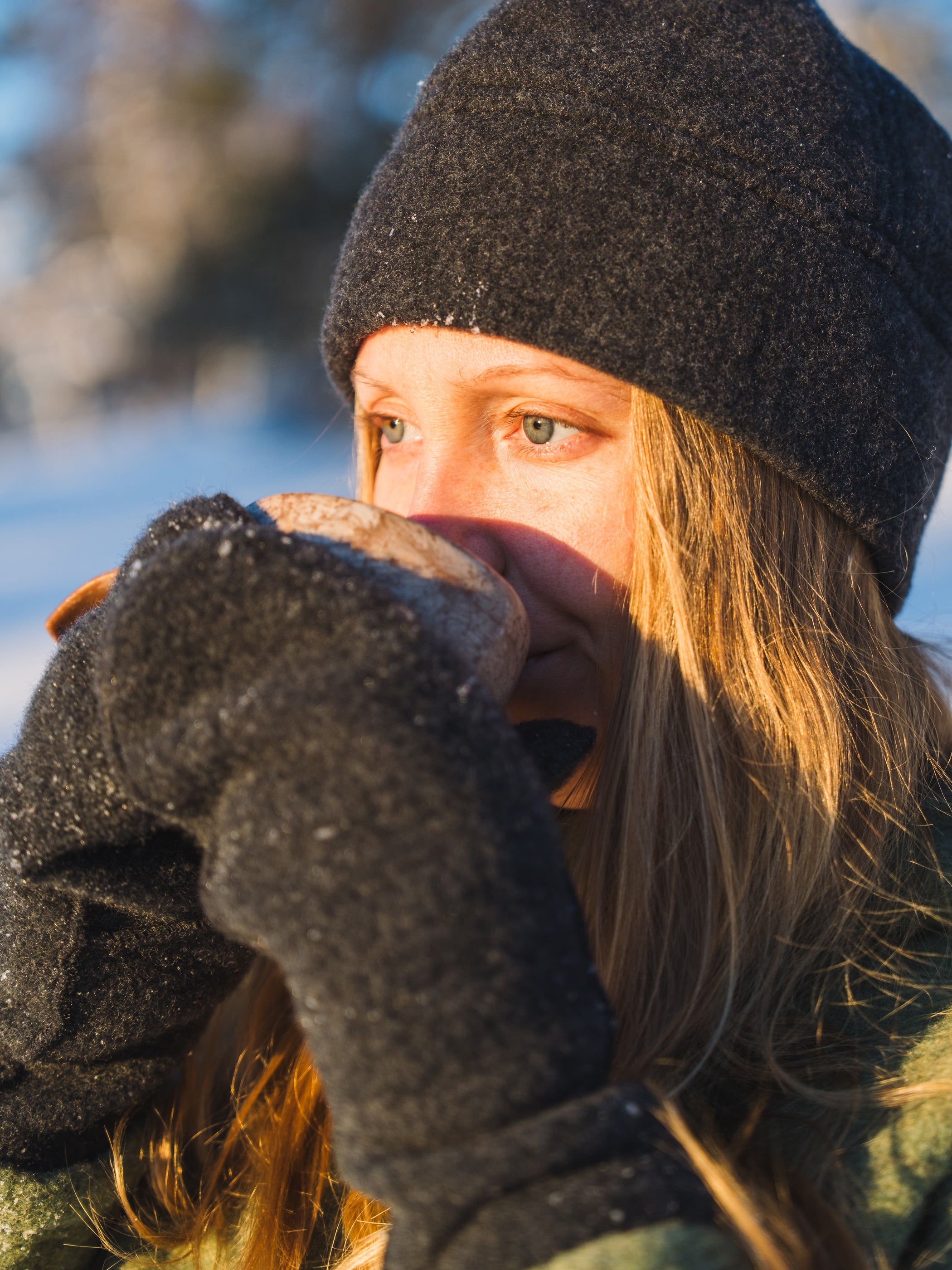 Ruskovilla villafleece pipo ja lapaset, antrasiitti