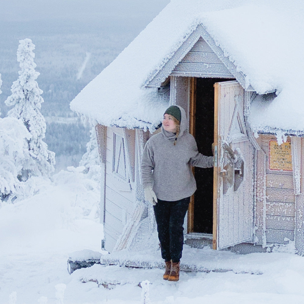 Greige villafleecehuppari talvella