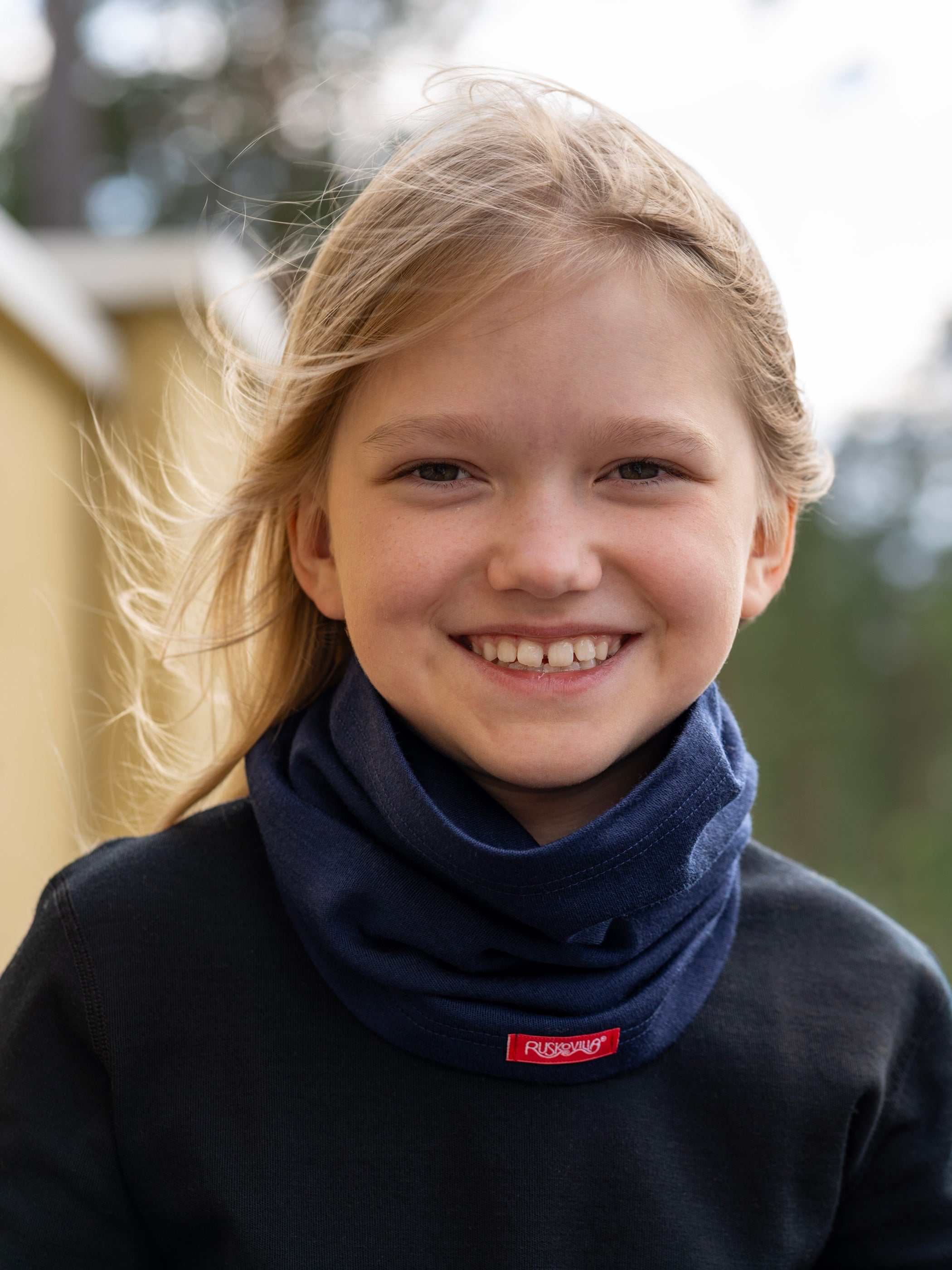 Lasten sininen tuubihuivi merinovillaa, Ruskovilla