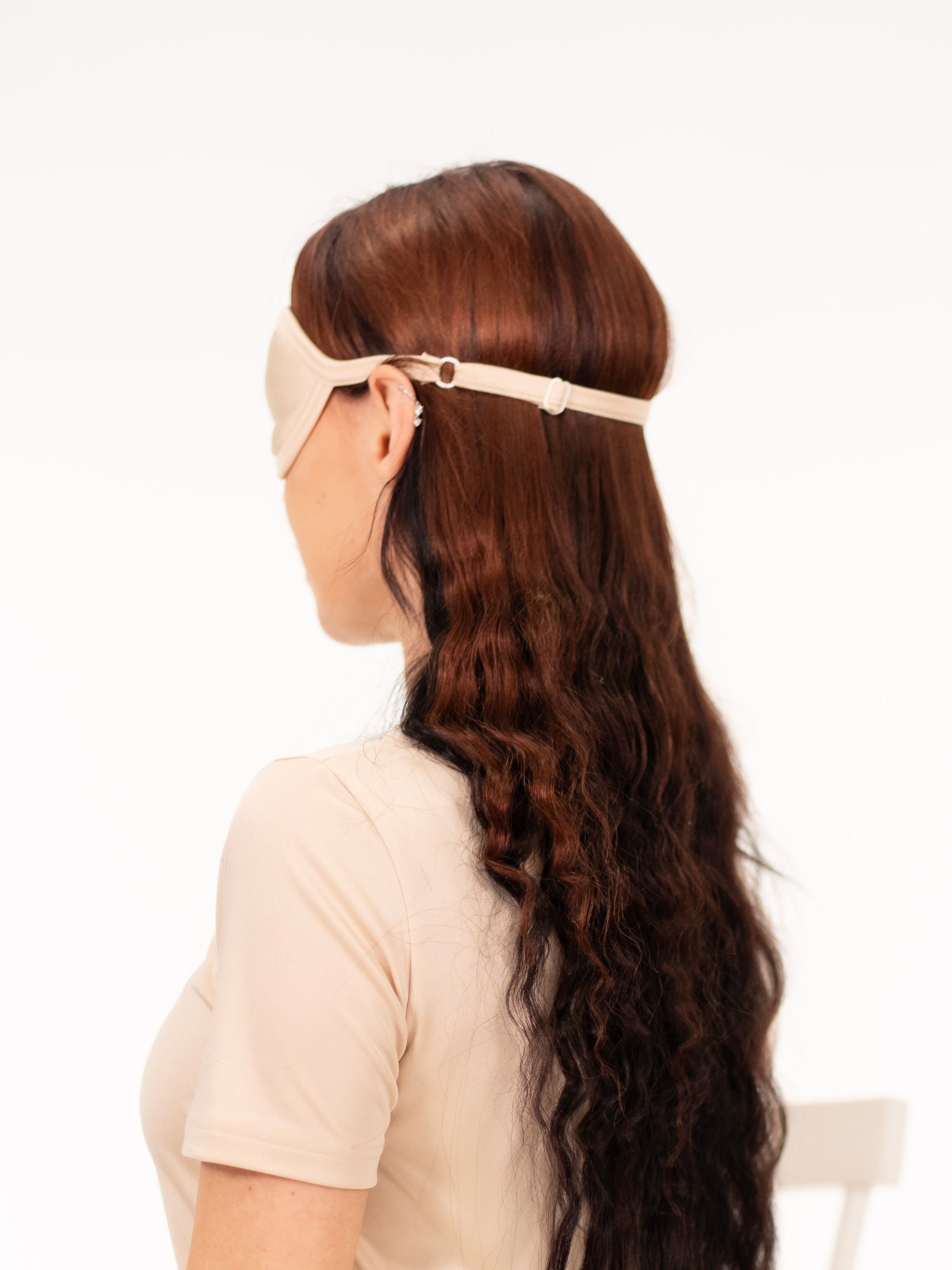 Ruskovillan unimaski luomusilkkiä, puuteri, takaa