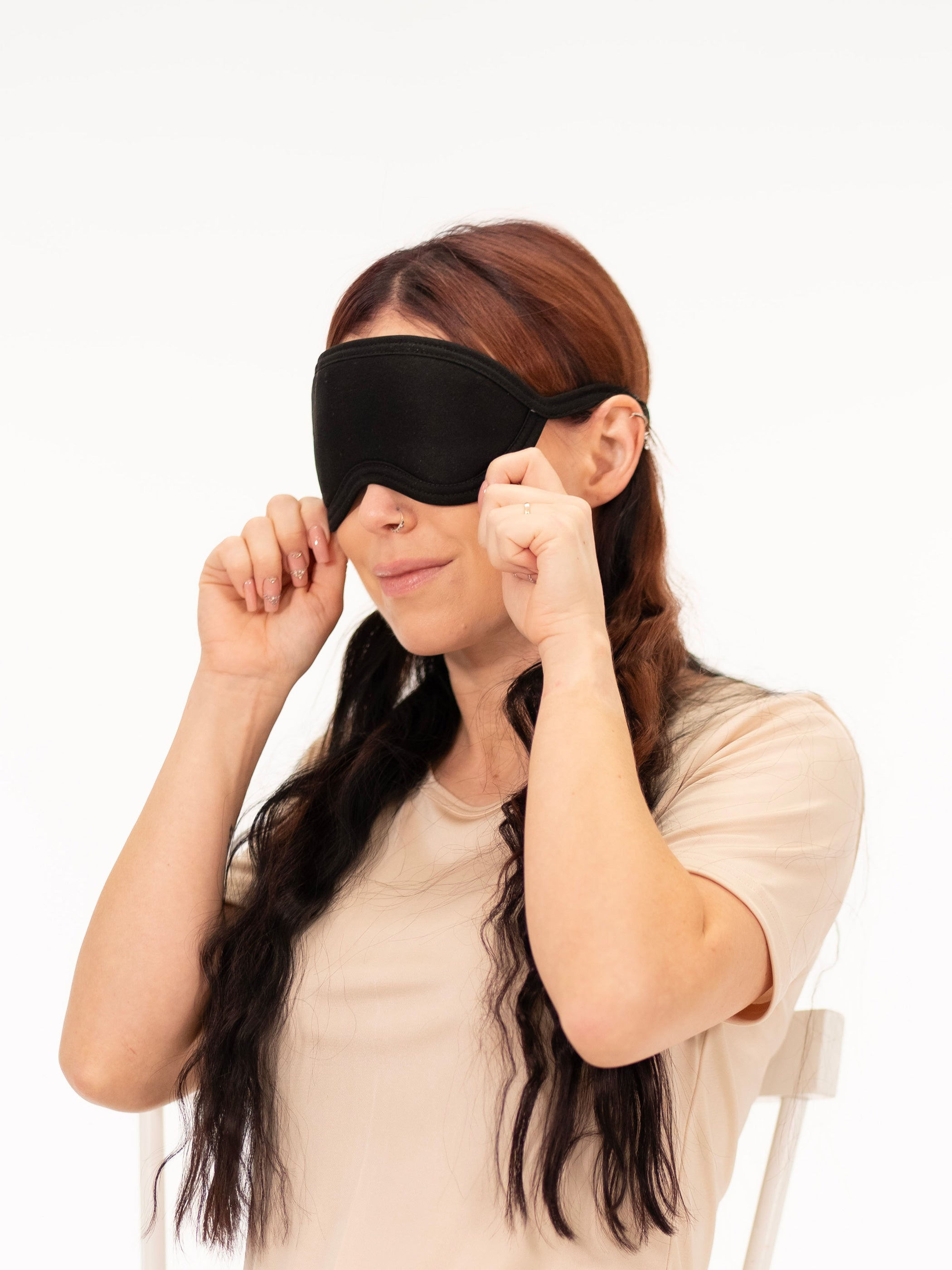 Ruskovillan unimaski luomusilkkiä musta