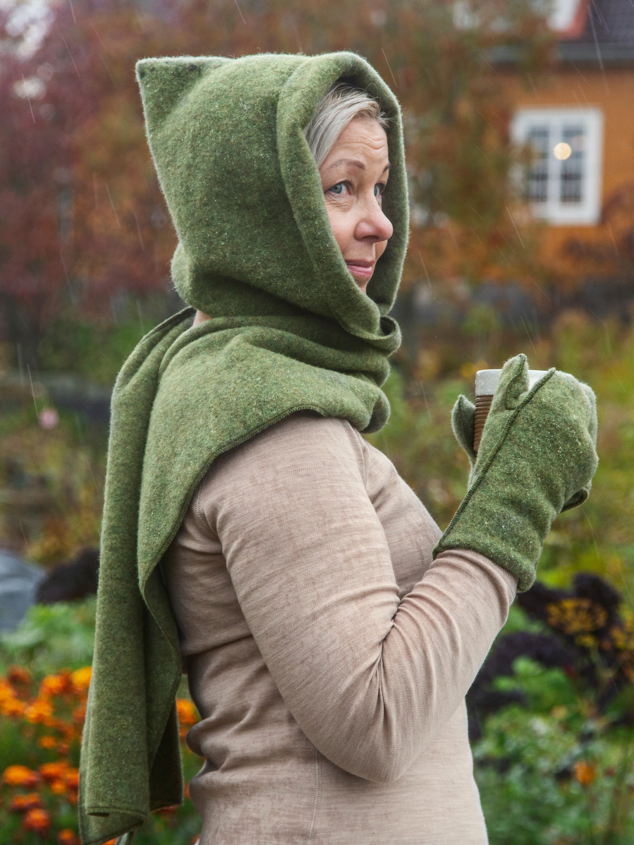 Lapaset villafleeceä, sammal - Ruskovilla