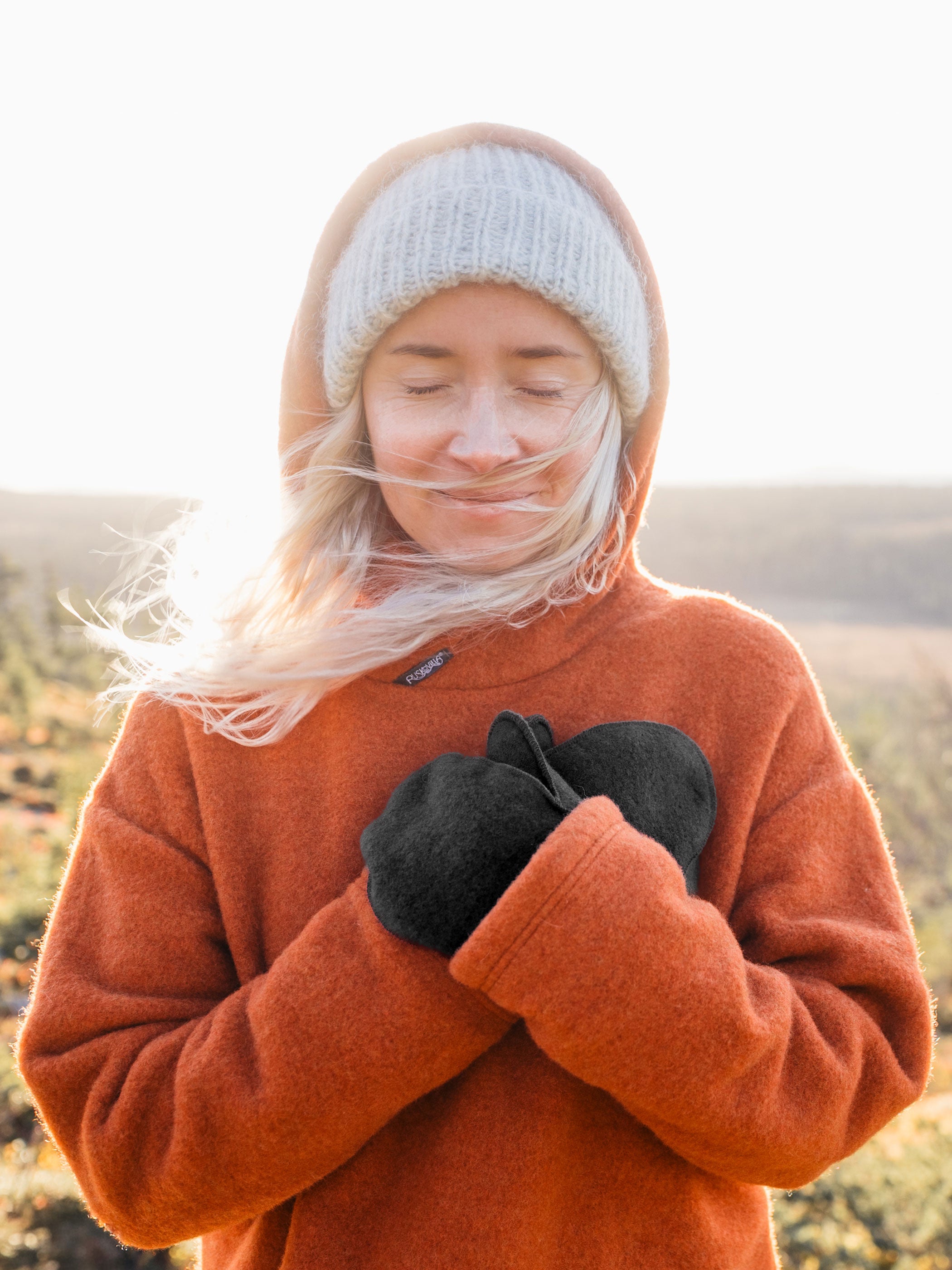 Hilla villafleecehuppari ja antrasiitti villafleecelapaset - Ruskovilla