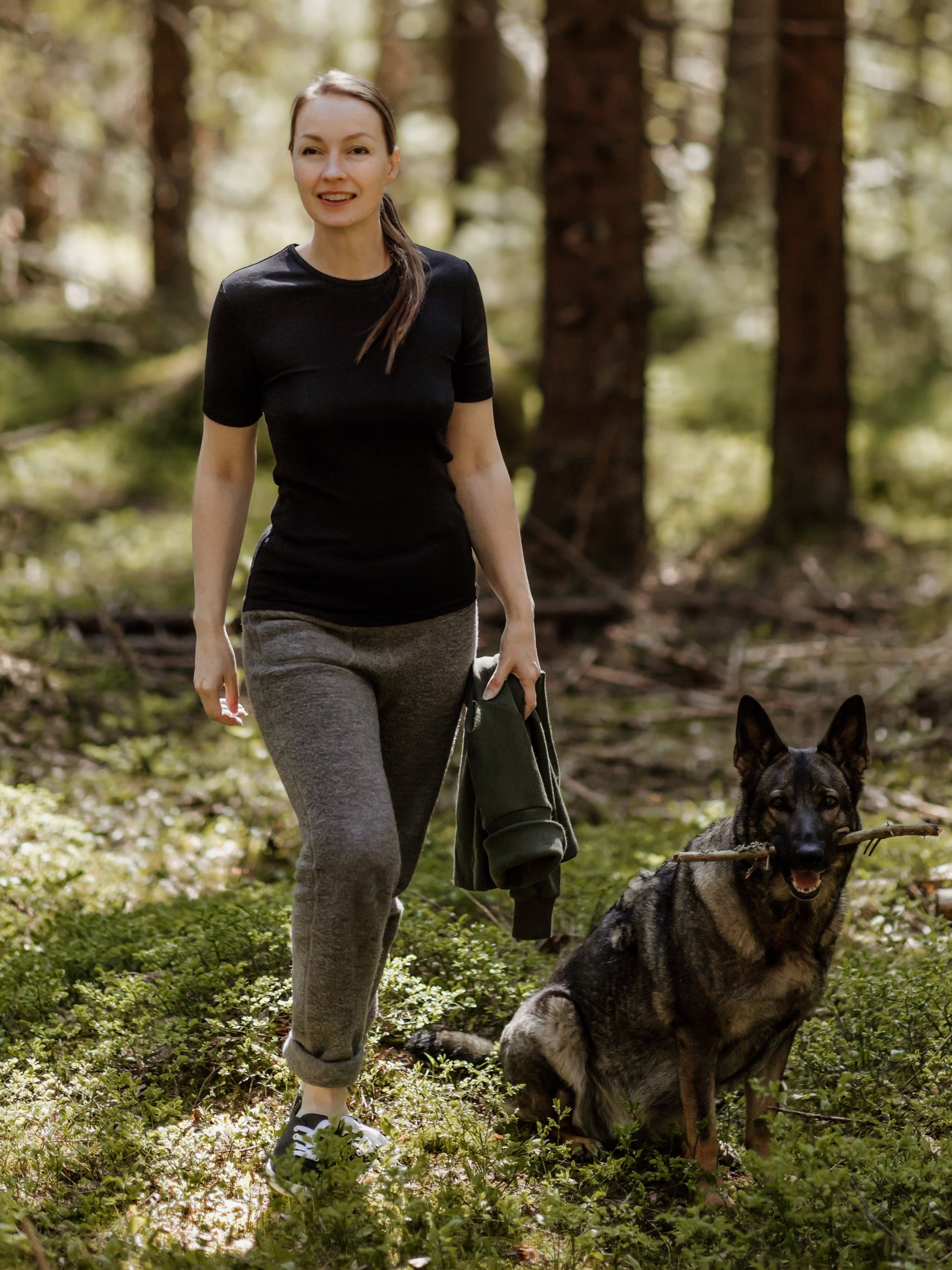 Naisten villafleecehousut, harmaa – Ruskovilla