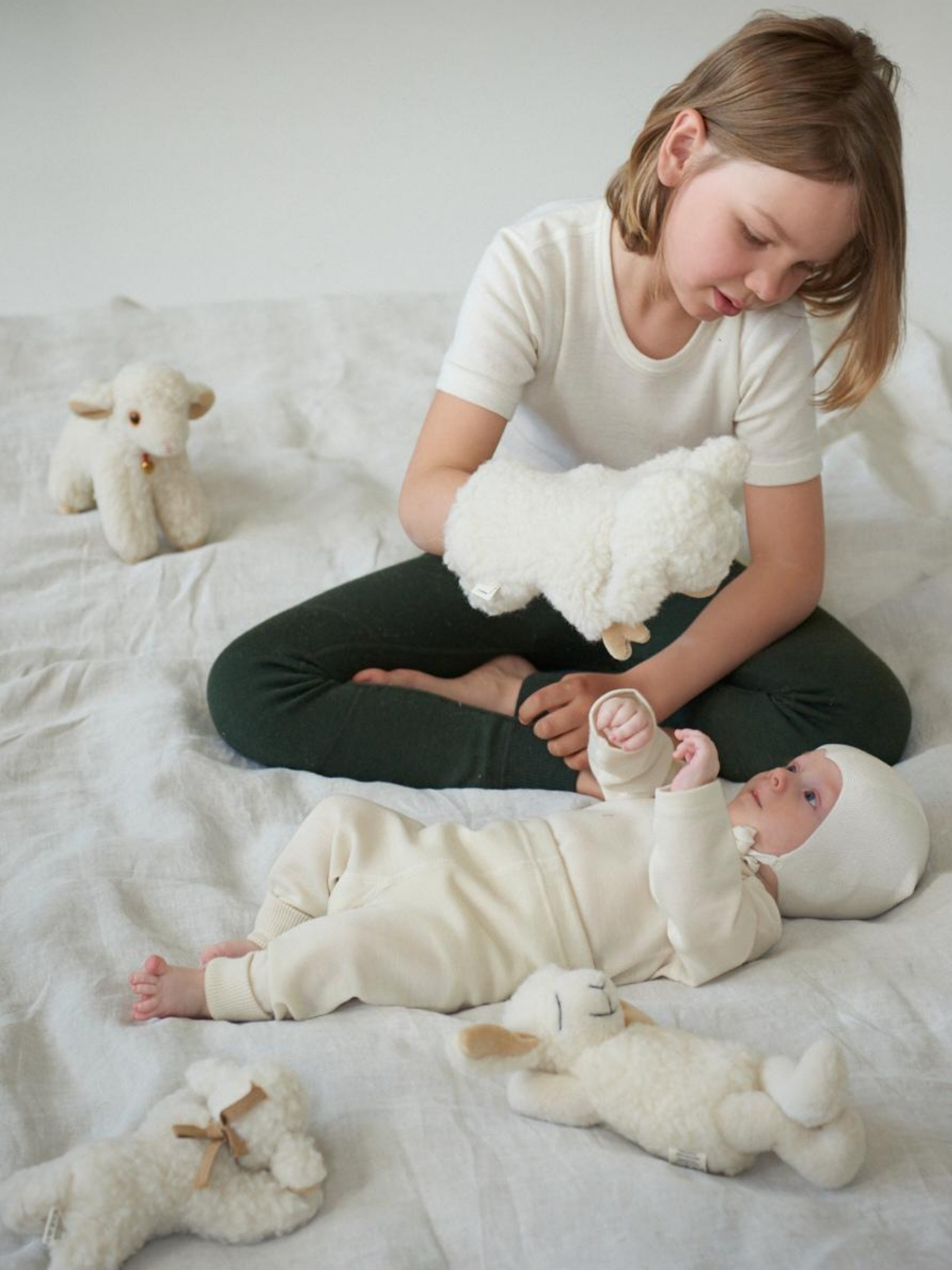 Ruskovilla's sheep soft toy sleeping